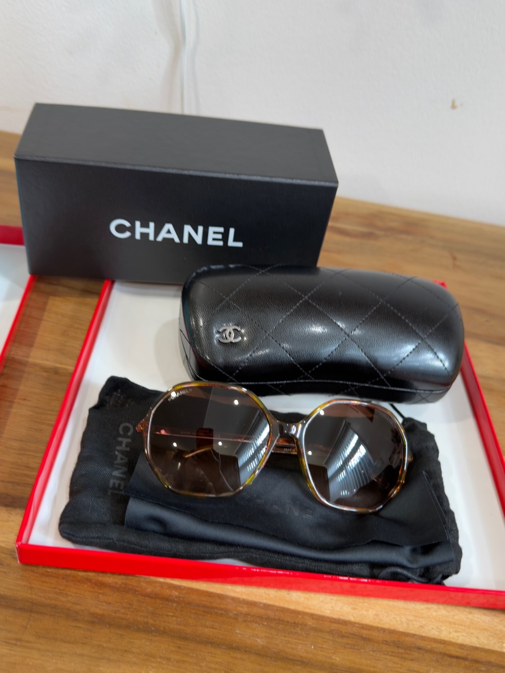 CHANEL Brown Tortoiseshell Oversized Sunglasses 5345A - Picture 5 of 14